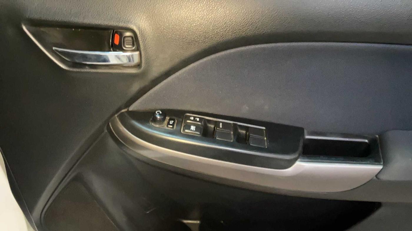 2021 Maruti Baleno ZETA PETROL 1.2, Petrol, Manual, 44,058 km, Driver Side Door Panels Control