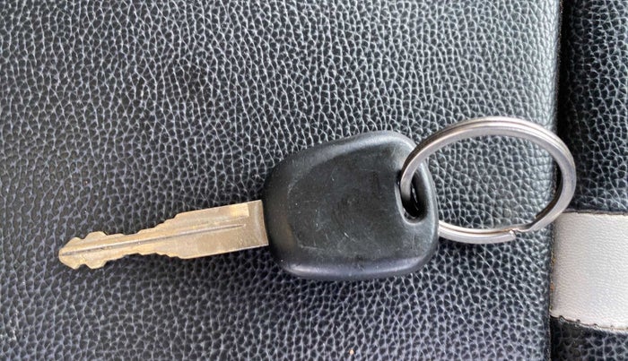 2020 Maruti Baleno SIGMA PETROL 1.2, Petrol, Manual, 31,850 km, Key Close Up