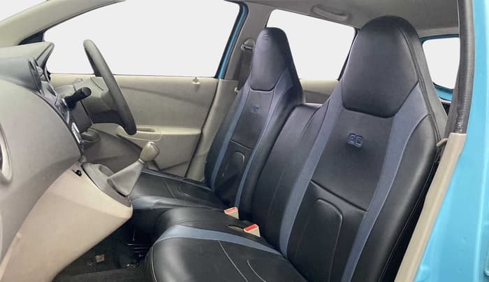 2014 Datsun Go T, Petrol, Manual, 68,978 km, Right Side Front Door Cabin
