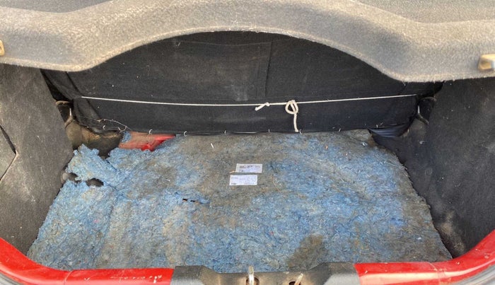 2016 Tata Tiago XZ PETROL, Petrol, Manual, 98,747 km, Boot Inside