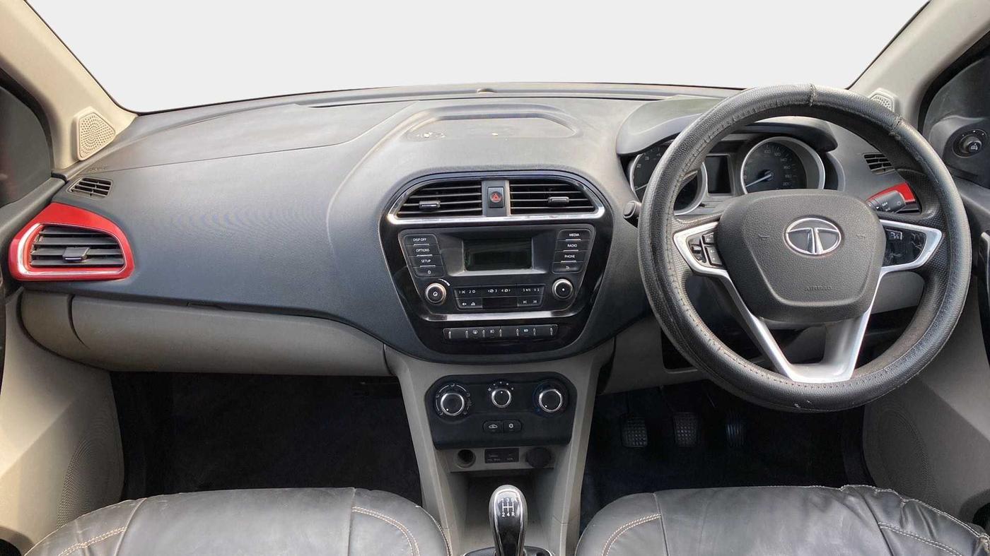 2016 Tata Tiago XZ PETROL, Petrol, Manual, 98,747 km, Dashboard