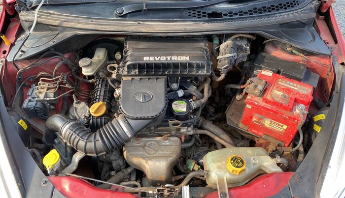 2016 Tata Tiago XZ PETROL, Petrol, Manual, 98,747 km, Open Bonet