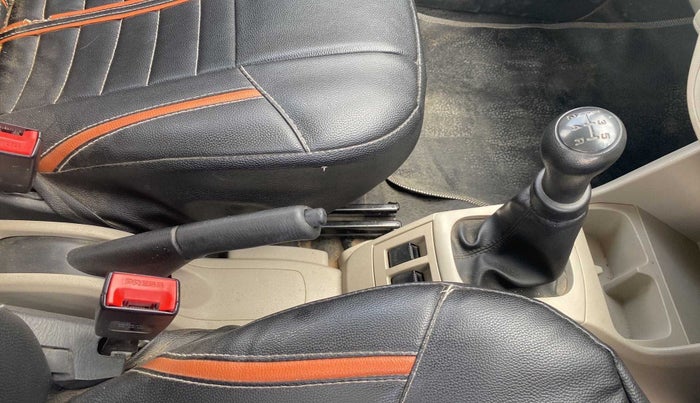 2020 Maruti Alto VXI, Petrol, Manual, 26,582 km, Gear Lever