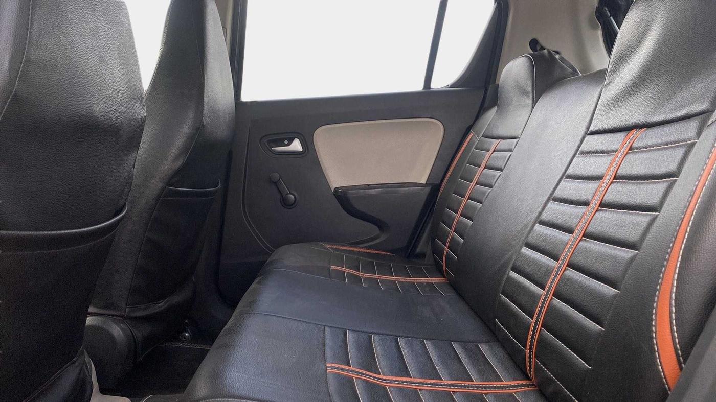 2020 Maruti Alto VXI, Petrol, Manual, 26,582 km, Right Side Rear Door Cabin