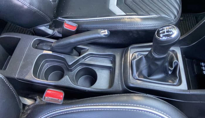 2021 Maruti Vitara Brezza VXI, Petrol, Manual, 9,671 km, Gear Lever