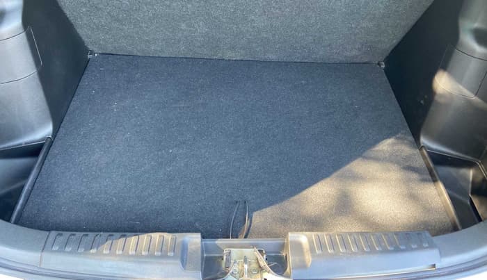 2021 Maruti Vitara Brezza VXI, Petrol, Manual, 9,671 km, Boot Inside