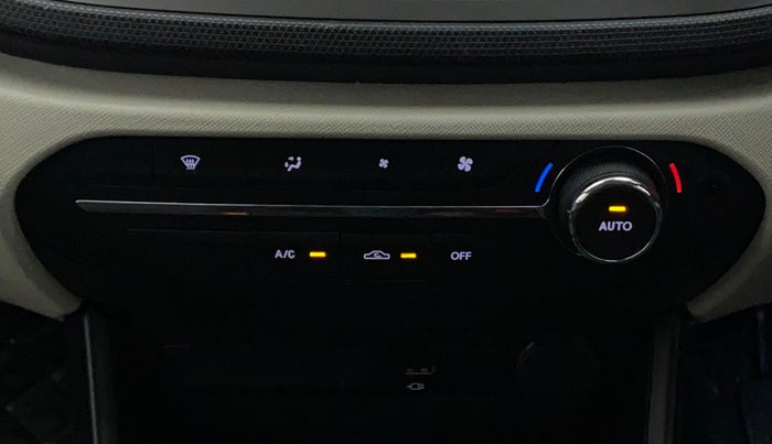2021 Tata ALTROZ XT PETROL, Petrol, Manual, 34,384 km, Automatic Climate Control