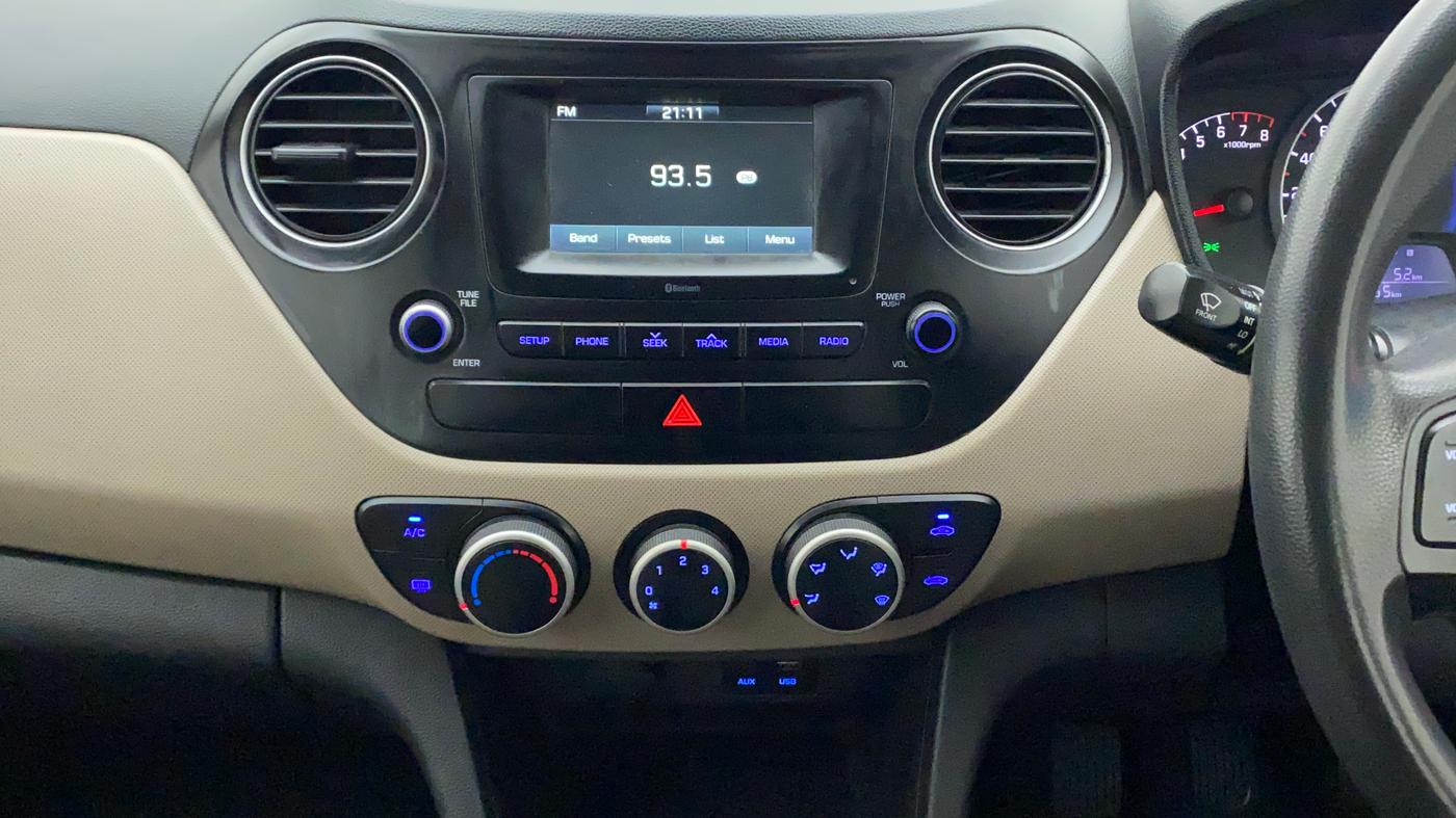 2017 Hyundai Grand i10 SPORTZ 1.2 KAPPA VTVT, Petrol, Manual, 79,457 km, Air Conditioner