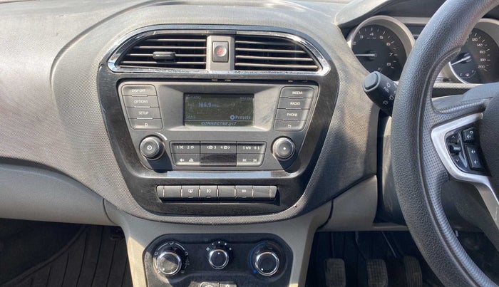 2016 Tata Tiago XZ PETROL, Petrol, Manual, 70,208 km, Air Conditioner