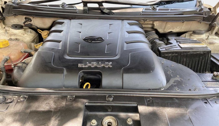 2018 Mahindra XUV500 W10 AT, Diesel, Automatic, 71,884 km, Open Bonet