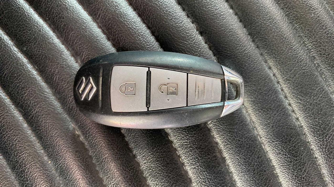 2018 Maruti Baleno ZETA PETROL 1.2, Petrol, Manual, 94,450 km, Key Close Up