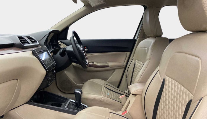 2018 Maruti Dzire ZXI AMT, Petrol, Automatic, 50,947 km, Right Side Front Door Cabin