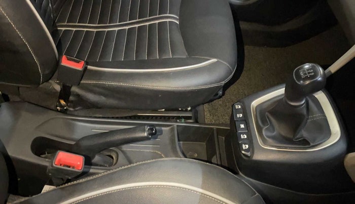 2020 Hyundai NEW SANTRO MAGNA 1.1 CORPORATE EDITION, Petrol, Manual, 38,665 km, Gear Lever