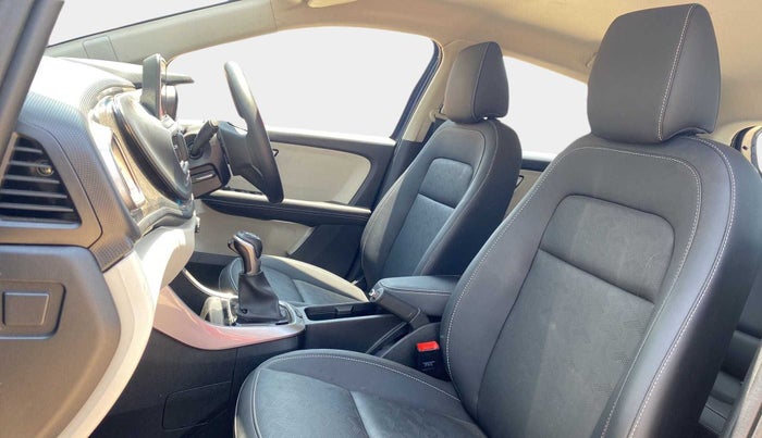 2022 Tata ALTROZ XZA PLUS, Petrol, Automatic, 16,453 km, Right Side Front Door Cabin