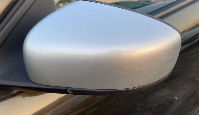 2018 Renault Kwid RXT 1.0 AMT (O), Petrol, Automatic, 25,976 km, Left rear-view mirror - Minor scratches