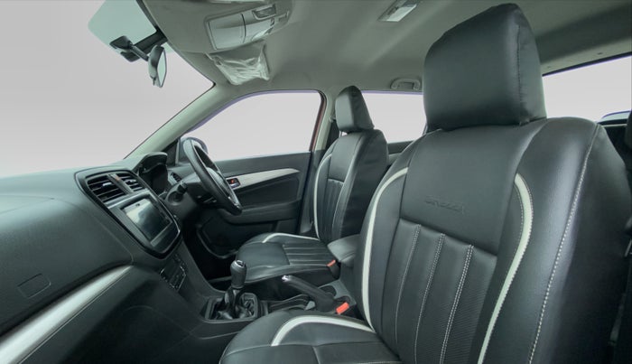 2016 Maruti Vitara Brezza ZDI PLUS DUAL TONE, Diesel, Manual, 49,762 km, Right Side Front Door Cabin View