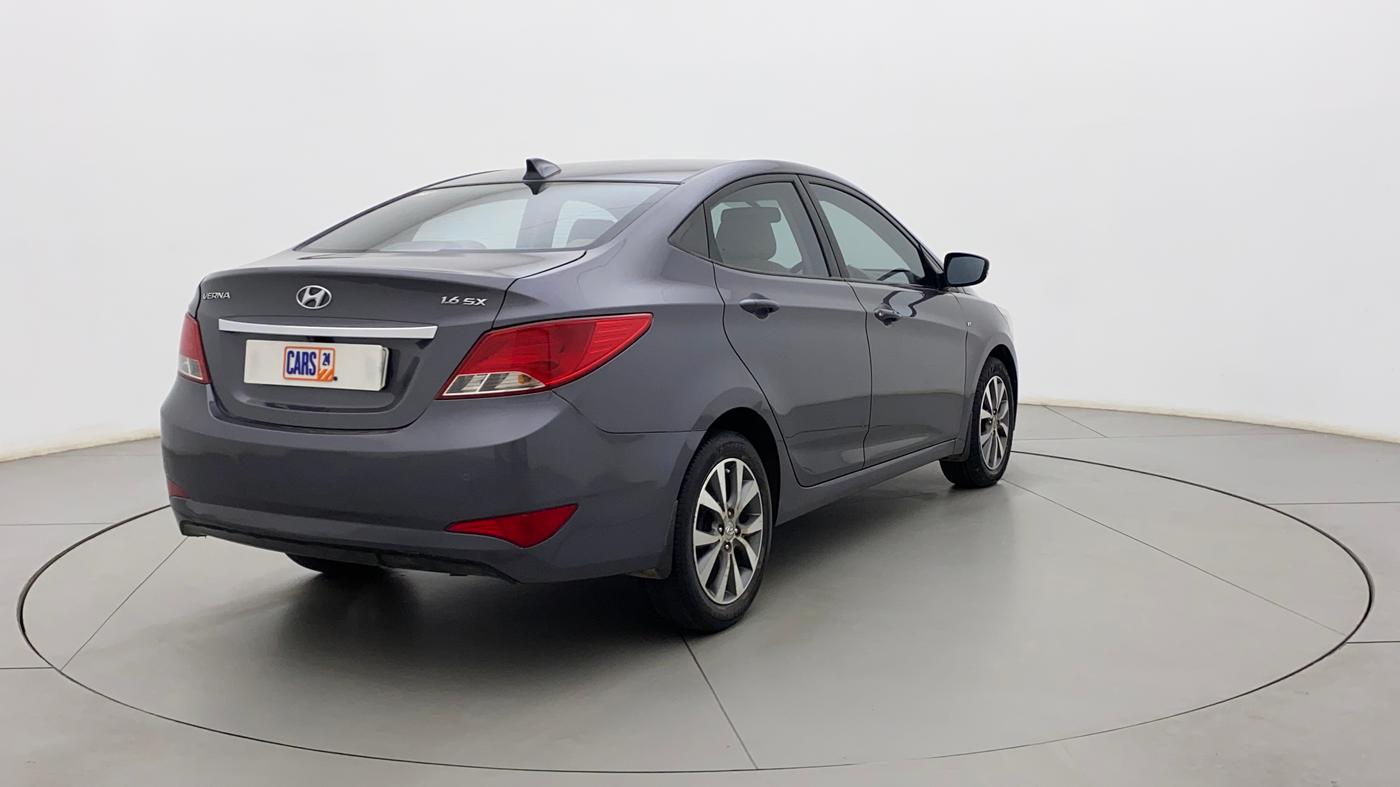 2017 Hyundai Verna 1.6 VTVT SX, Petrol, Manual, 43,556 km, Right Back Diagonal