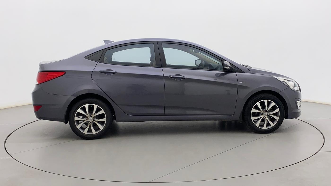2017 Hyundai Verna 1.6 VTVT SX, Petrol, Manual, 43,556 km, Right Side View