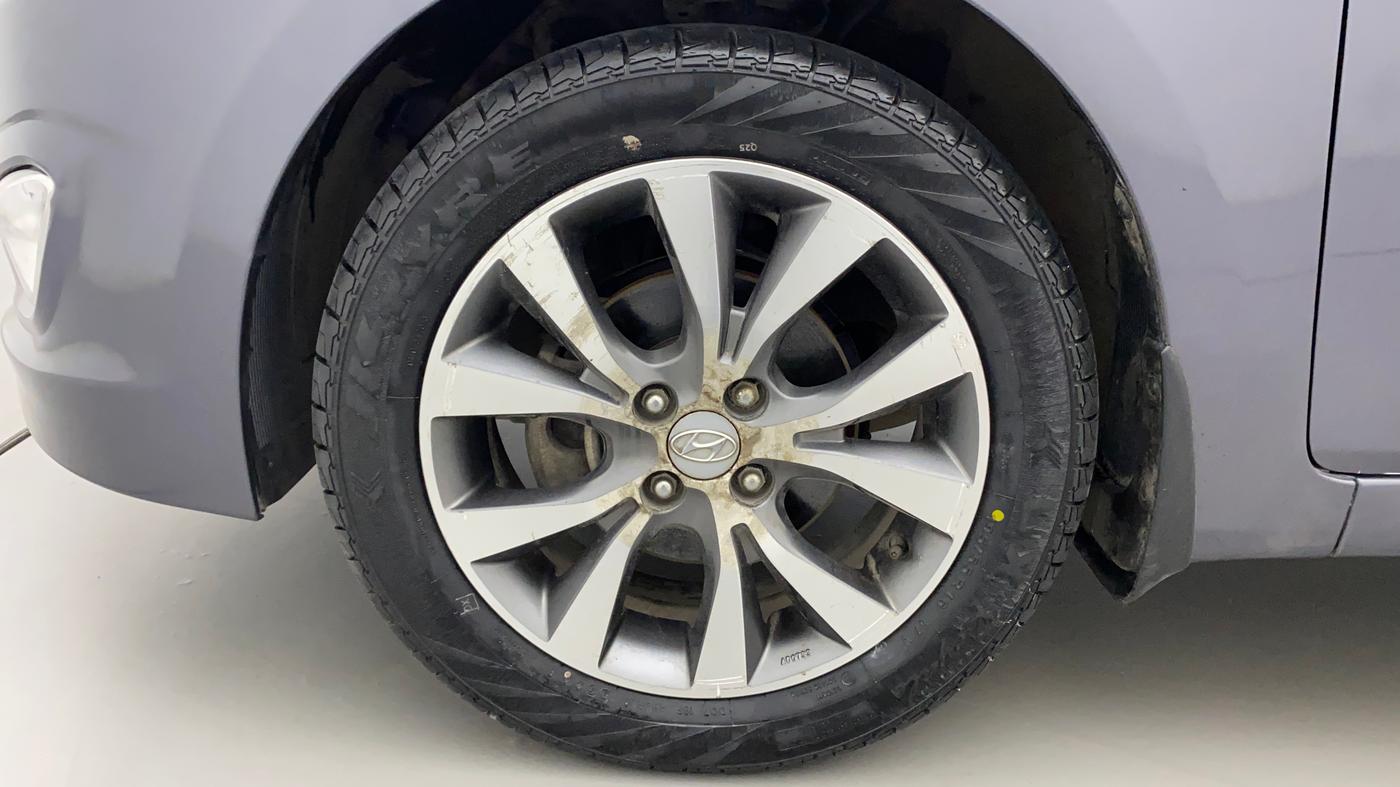2017 Hyundai Verna 1.6 VTVT SX, Petrol, Manual, 43,556 km, Left Front Wheel