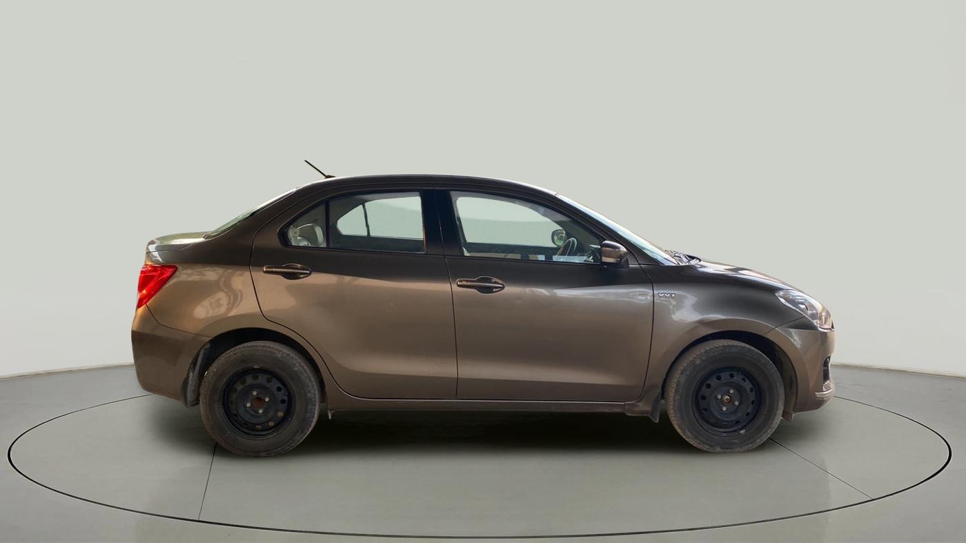 2018 Maruti Dzire VXI AMT, Petrol, Automatic, 43,091 km, Right Side View