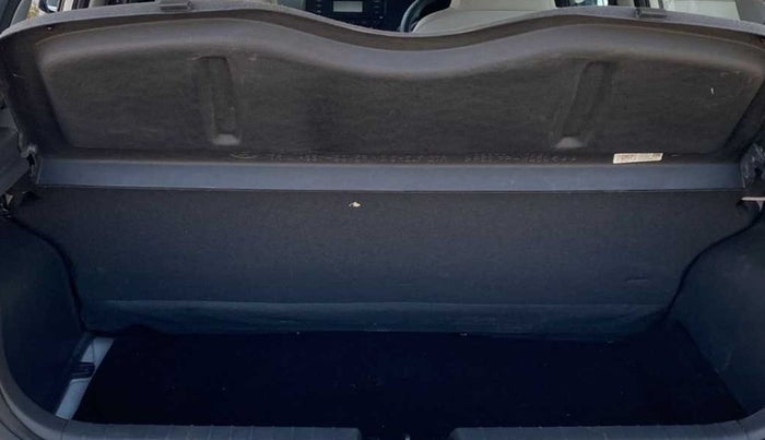 2021 Hyundai GRAND I10 NIOS MAGNA AMT 1.2 KAPPA VTVT, Petrol, Automatic, 5,299 km, Boot Inside