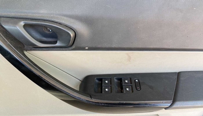 2017 Tata Tiago XM PETROL, Petrol, Manual, 72,749 km, Driver Side Door Panels Control