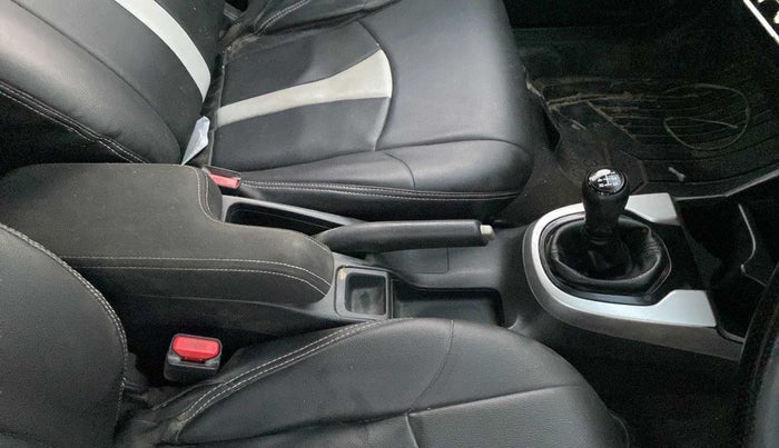 2017 Honda WR-V 1.2L I-VTEC VX MT, Petrol, Manual, 57,853 km, Gear Lever