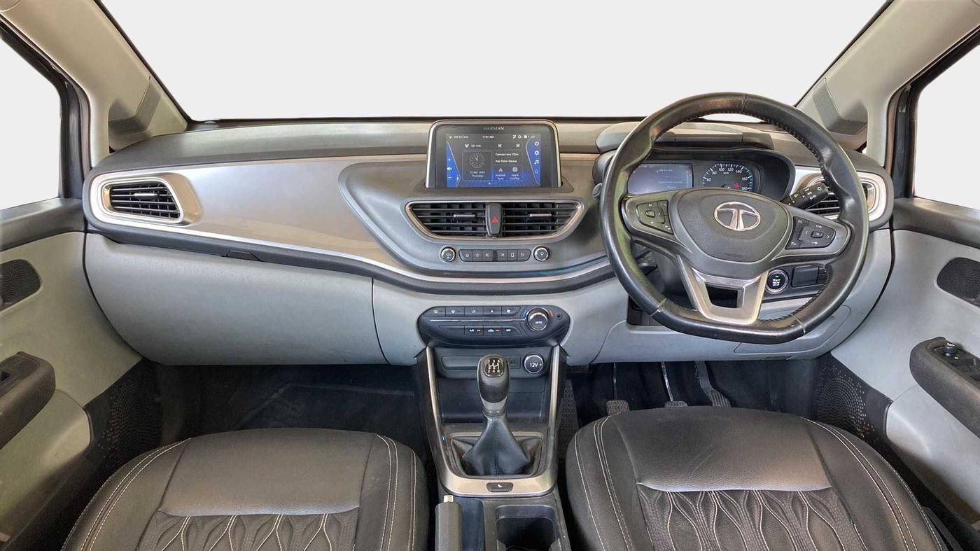 2021 Tata ALTROZ XZ PETROL, Petrol, Manual, 43,410 km, Dashboard