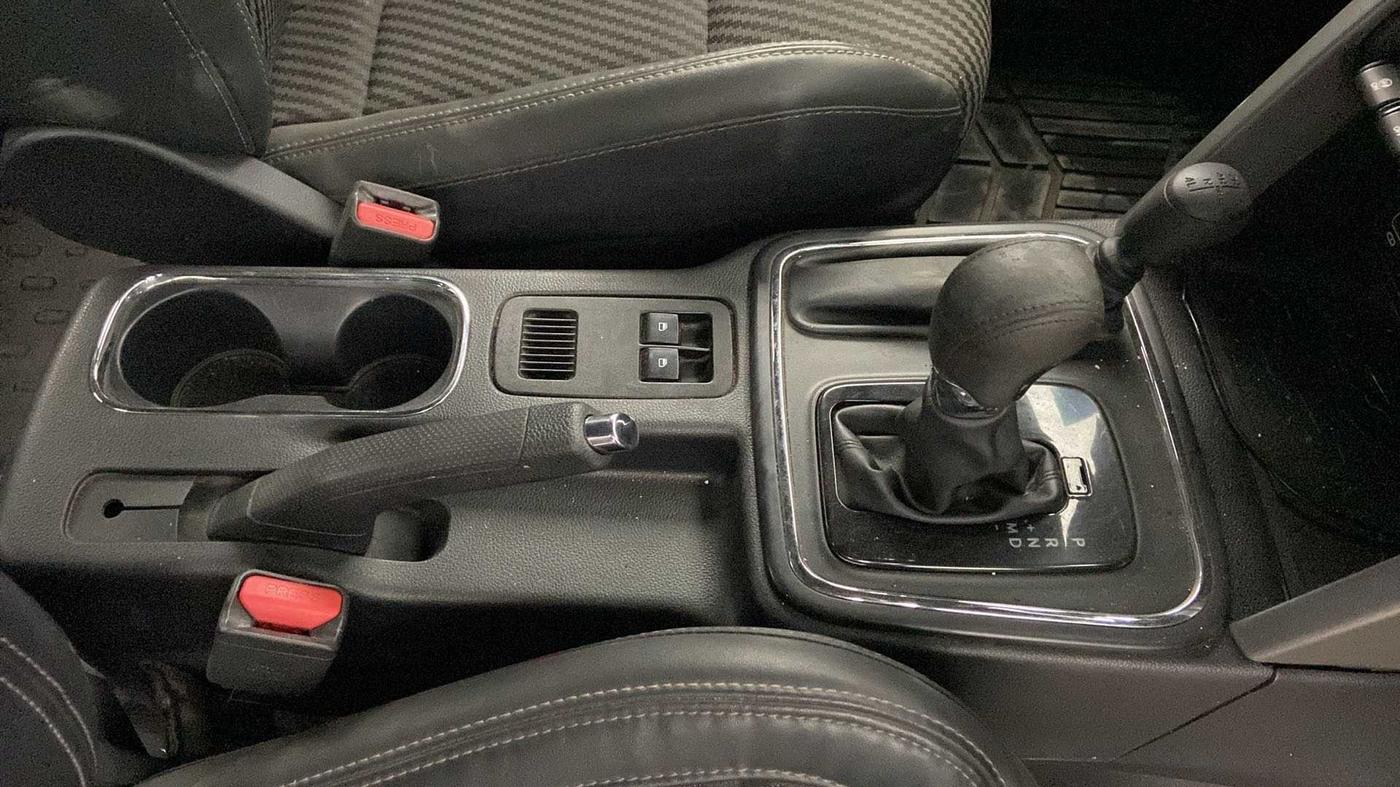 2021 Mahindra Thar LX PETROL HT 4WD AT, Petrol, Automatic, 42,227 km, Gear Lever