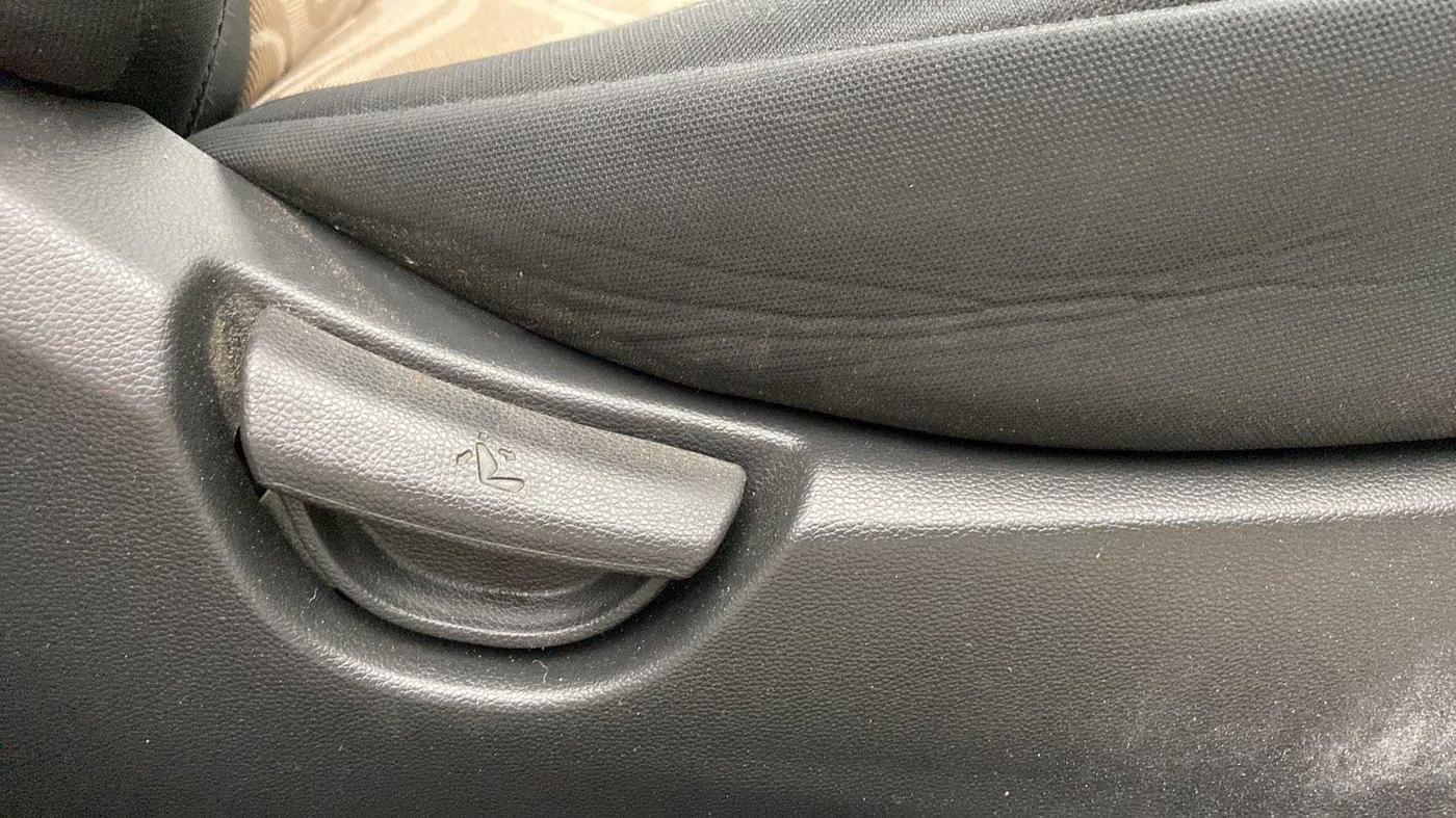 2017 Hyundai Grand i10 MAGNA 1.2 KAPPA VTVT, Petrol, Manual, 21,010 km, Driver Side Adjustment Panel