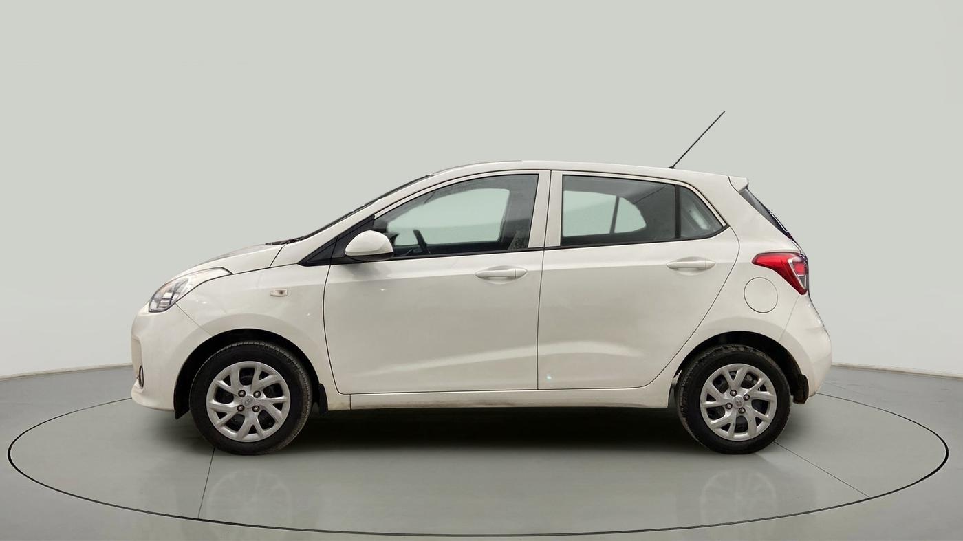 2017 Hyundai Grand i10 MAGNA 1.2 KAPPA VTVT, Petrol, Manual, 21,010 km, Left Side