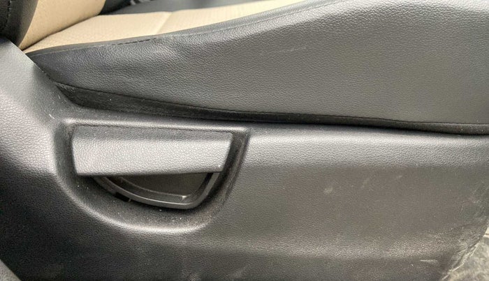 2021 Hyundai NEW SANTRO SPORTZ AMT, Petrol, Automatic, 21,850 km, Driver Side Adjustment Panel