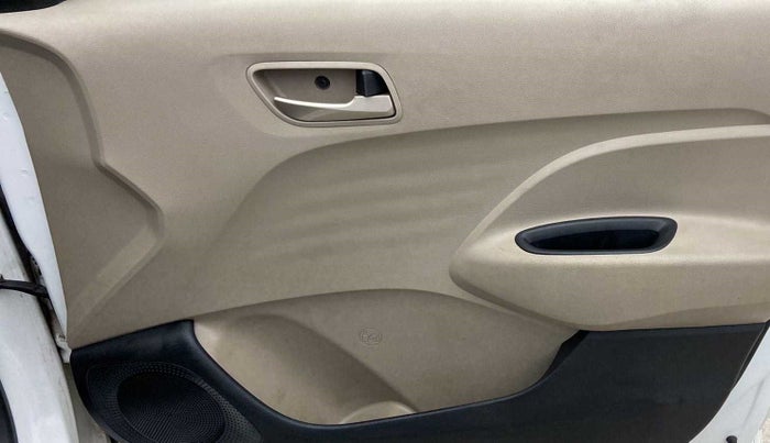 2021 Hyundai NEW SANTRO SPORTZ AMT, Petrol, Automatic, 21,850 km, Driver Side Door Panels Control