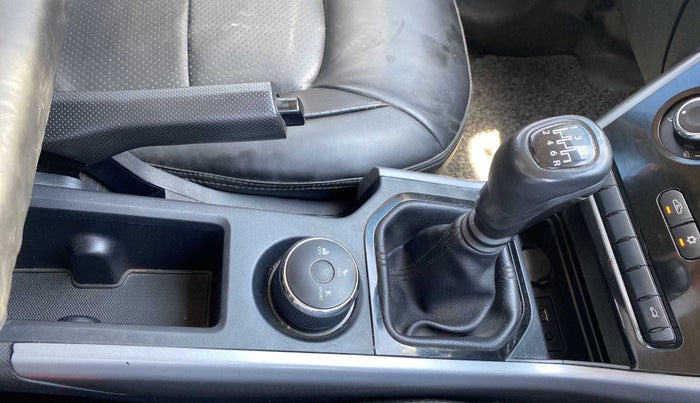 2021 Tata NEXON XM PETROL, Petrol, Manual, 33,481 km, Gear Lever