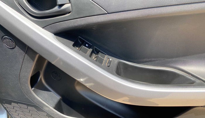 2021 Tata NEXON XM PETROL, Petrol, Manual, 33,481 km, Driver Side Door Panels Control