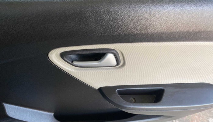 2020 Maruti Alto VXI, Petrol, Manual, 18,764 km, Driver Side Door Panels Control