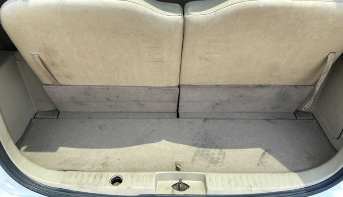 2017 Maruti Ertiga VDI SHVS, Diesel, Manual, 73,559 km, Boot Inside