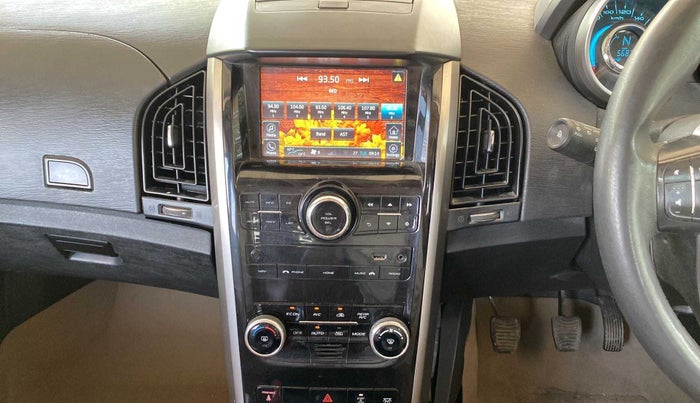 2018 Mahindra XUV500 W9, Diesel, Manual, 56,830 km, Air Conditioner