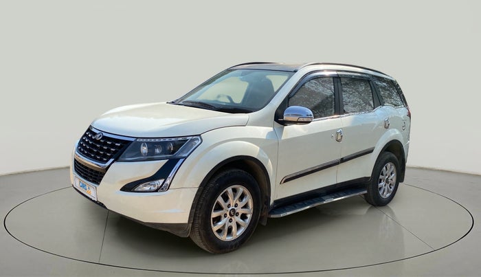 2018 Mahindra XUV500 W9, Diesel, Manual, 56,830 km, Left Front Diagonal