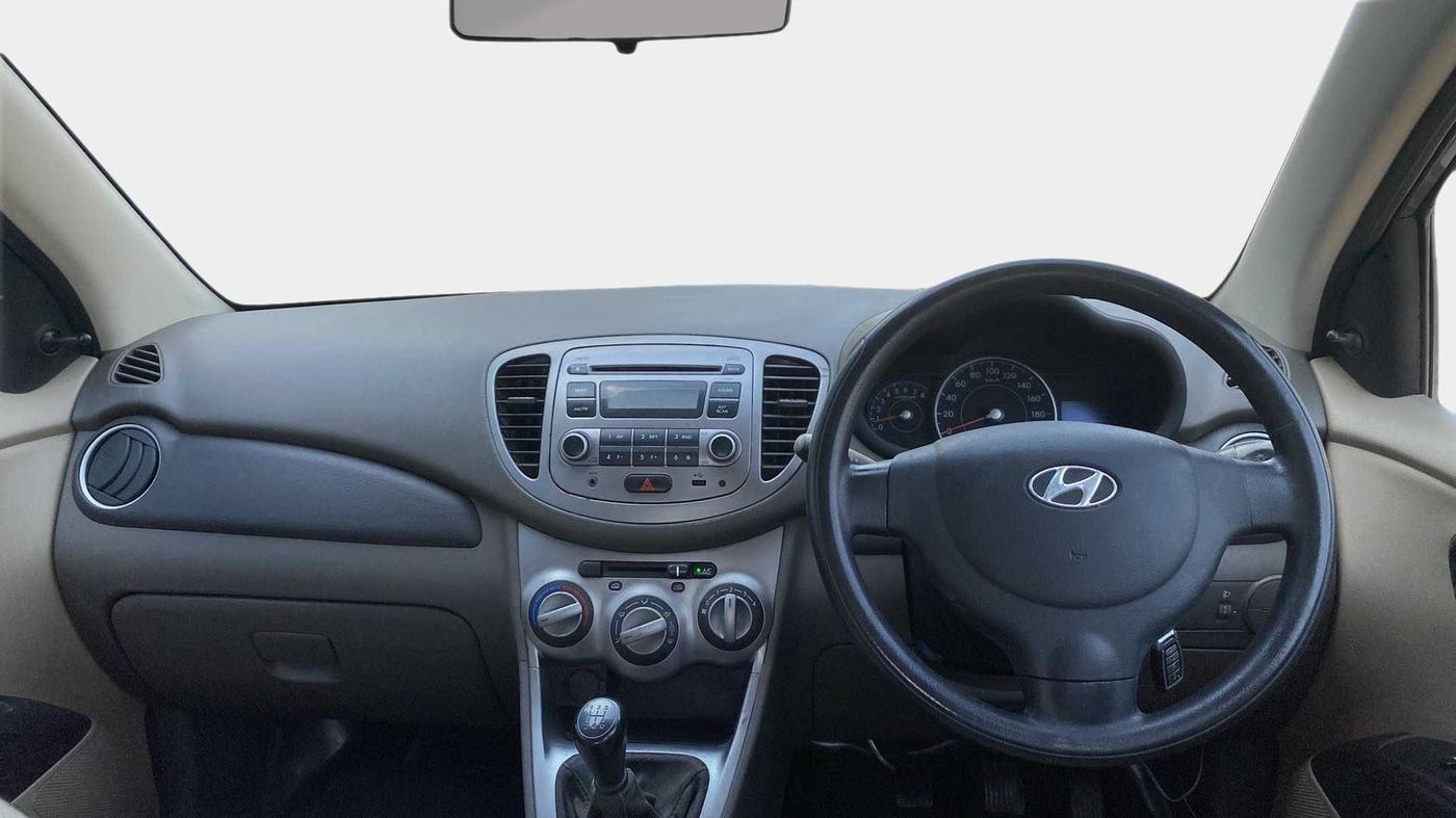 2014 Hyundai i10 MAGNA 1.1, Petrol, Manual, 53,668 km, Dashboard