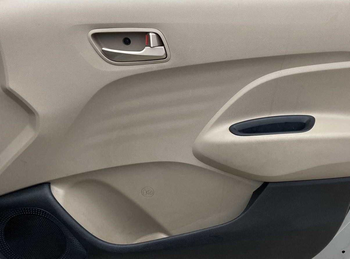 2019 Hyundai NEW SANTRO SPORTZ MT, Petrol, Manual, 31,157 km, Driver Side Adjustment Panel