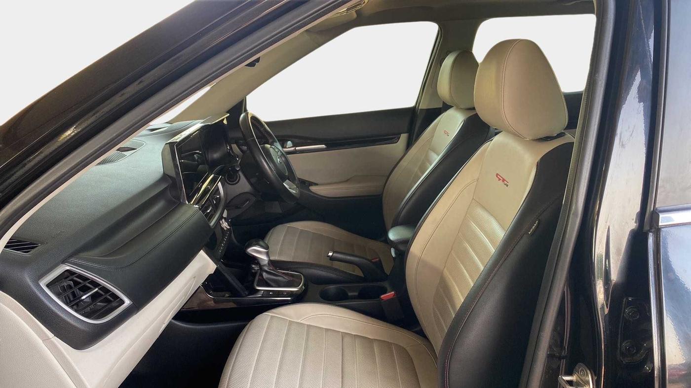 2020 KIA SELTOS GTX PLUS DCT 1.4 PETROL, Petrol, Automatic, 64,844 km, Right Side Front Door Cabin