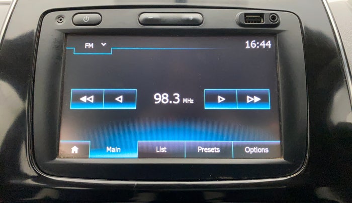 2018 Renault Kwid RXT, Petrol, Manual, 43,158 km, Infotainment System