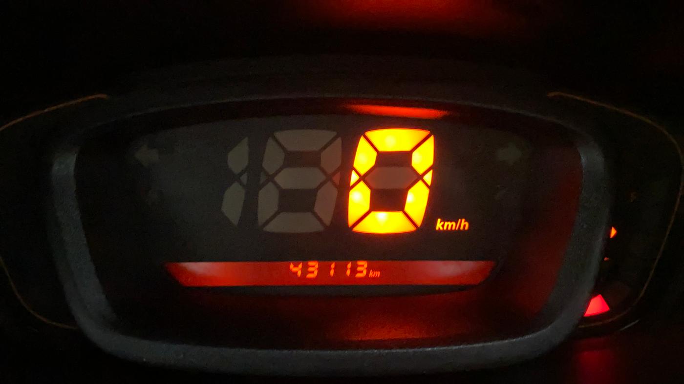 2018 Renault Kwid RXT, Petrol, Manual, 43,158 km, Odometer Image