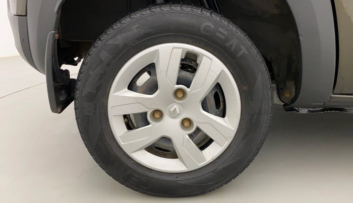 2018 Renault Kwid RXT, Petrol, Manual, 43,158 km, Right Rear Wheel