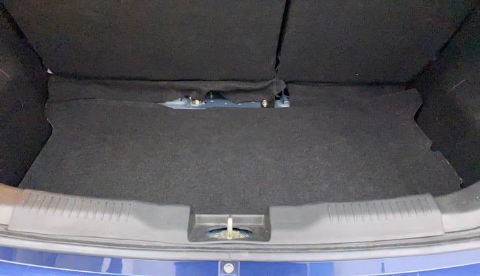 2021 Maruti IGNIS ZETA 1.2, Petrol, Manual, 6,817 km, Boot Inside