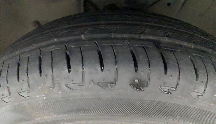 2021 Maruti IGNIS ZETA 1.2, Petrol, Manual, 6,817 km, Left Front Tyre Tread