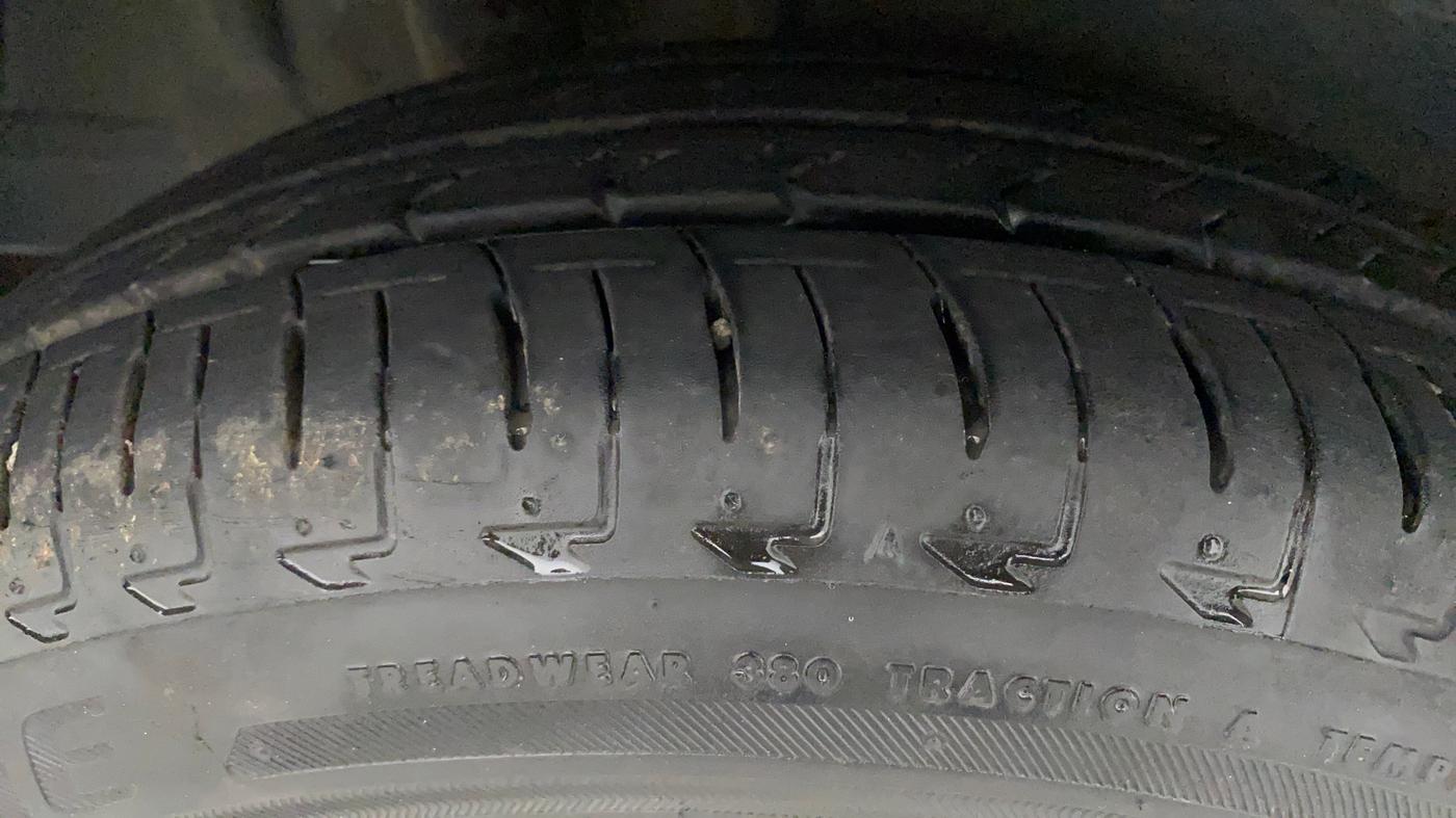 2021 Maruti IGNIS ZETA 1.2, Petrol, Manual, 6,817 km, Right Rear Tyre Tread