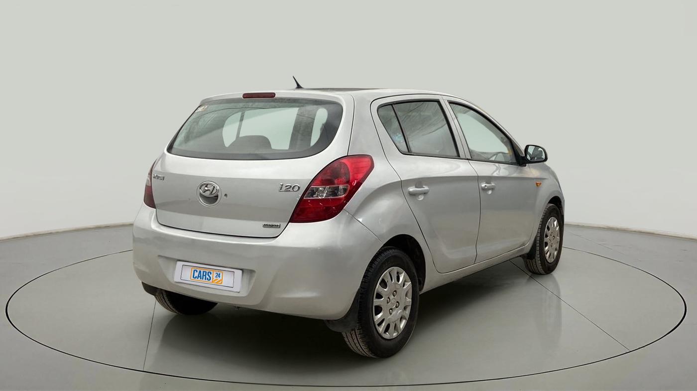 2011 Hyundai i20 MAGNA 1.2, Petrol, Manual, 97,272 km, Right Back Diagonal