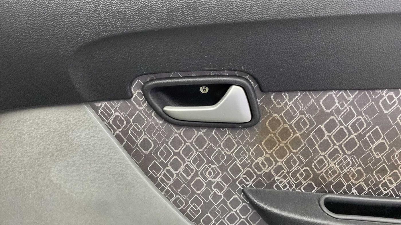 2018 Maruti Alto 800 LXI, Petrol, Manual, 52,613 km, Driver Side Door Panels Control